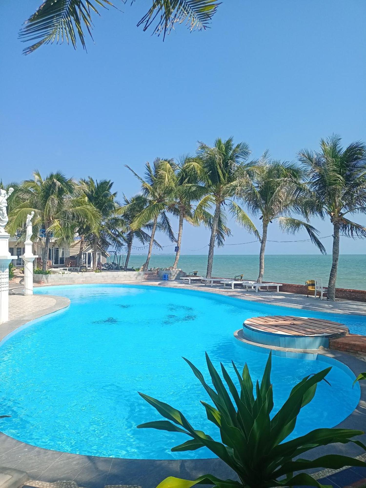 Paradise 3* Mui Ne