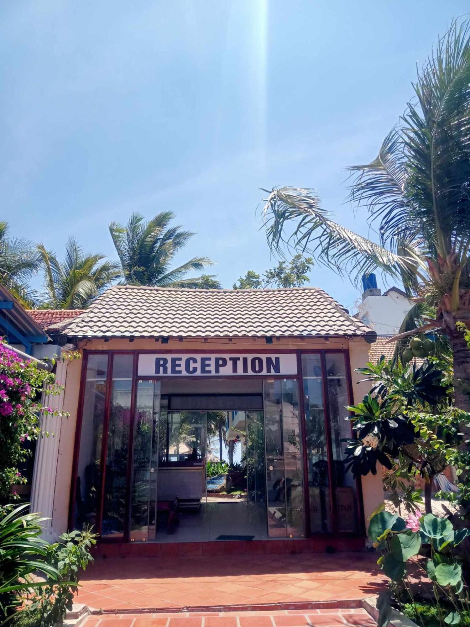 Paradise Resort