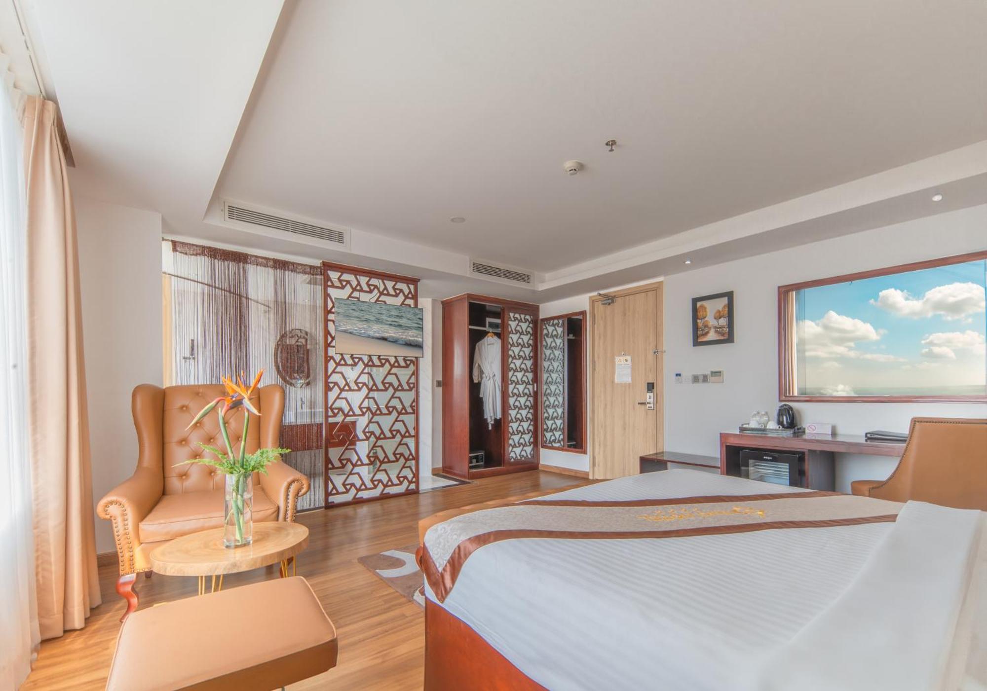 Tnd Khách sạn Nha Trang