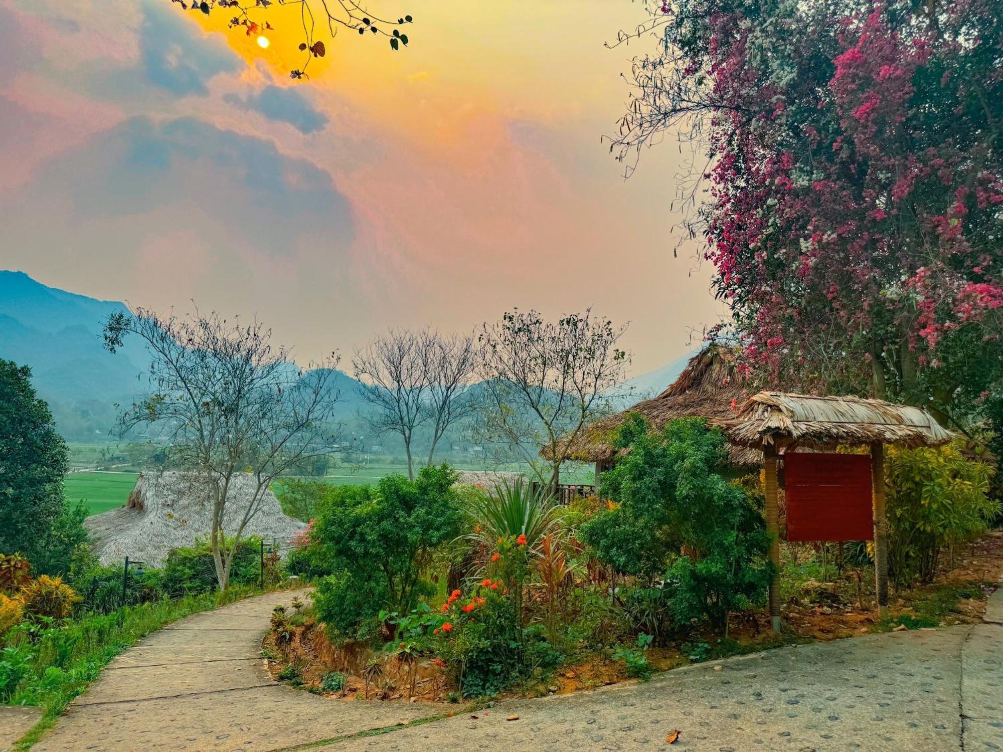 Hotel Mai Chau Ecolodge Mai Chau
