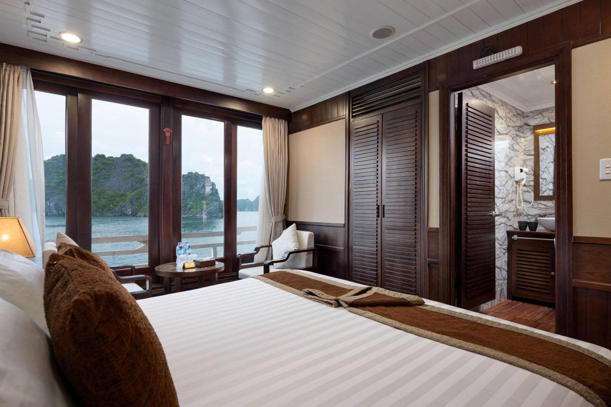 Aqua Legend Cruise 5* Ha Long