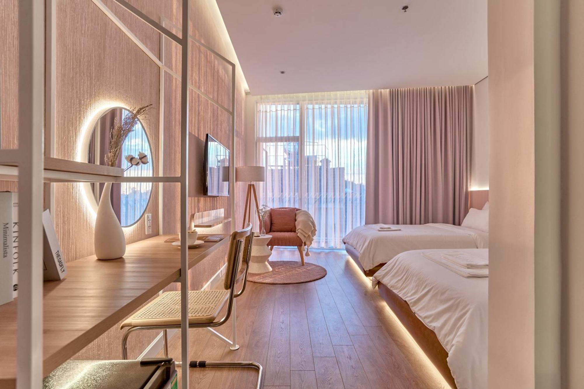 Adela Hotel