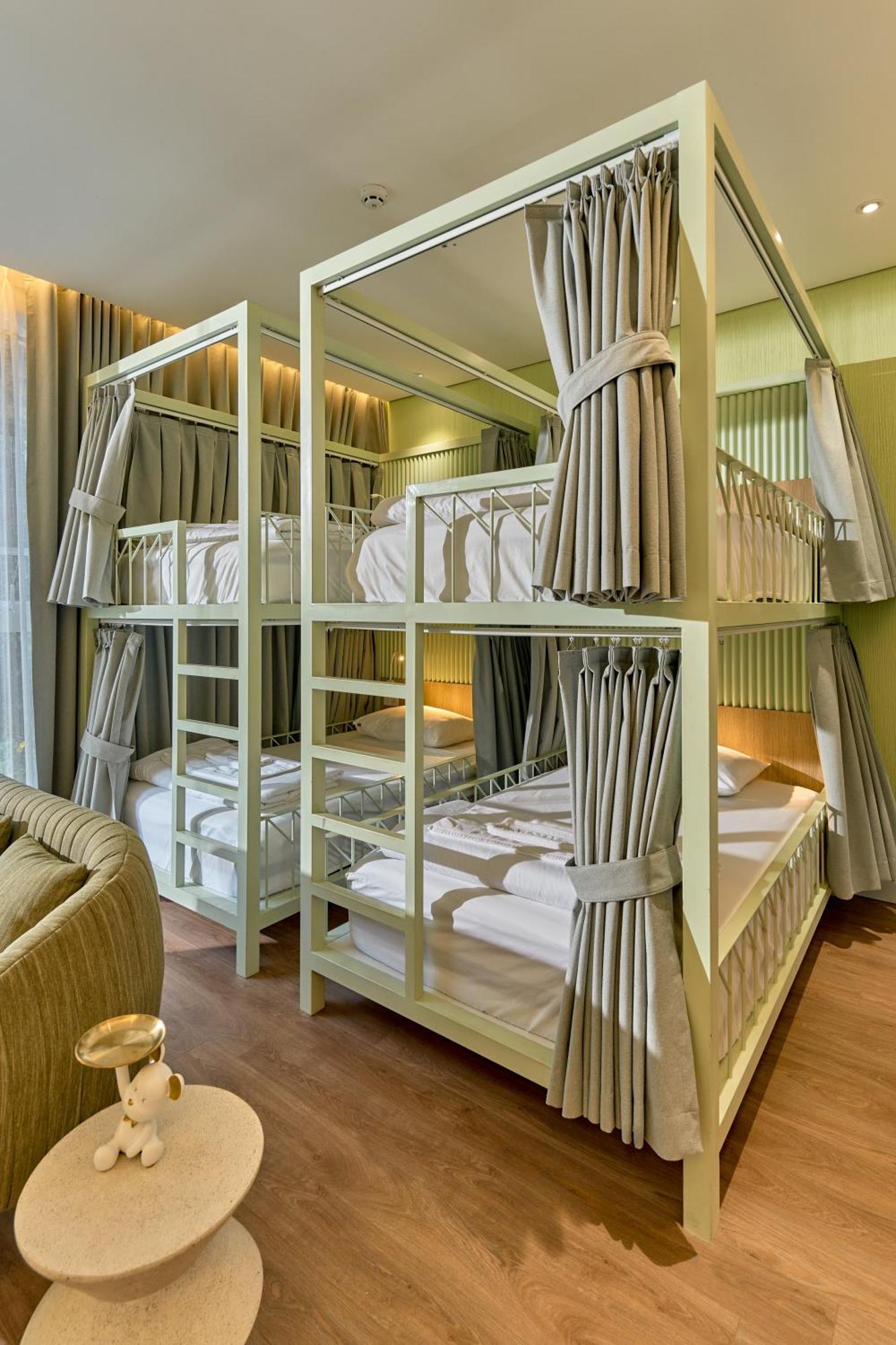 Hotel Adela *
