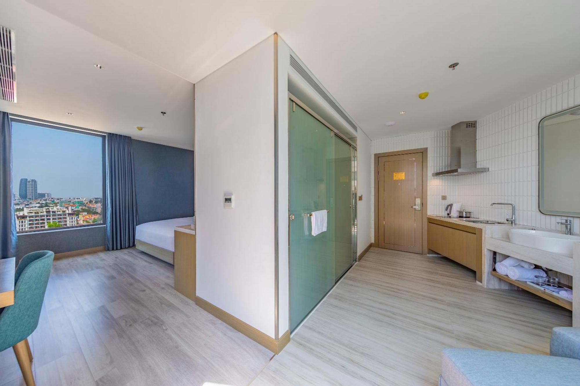 Awaken Hotel 5*