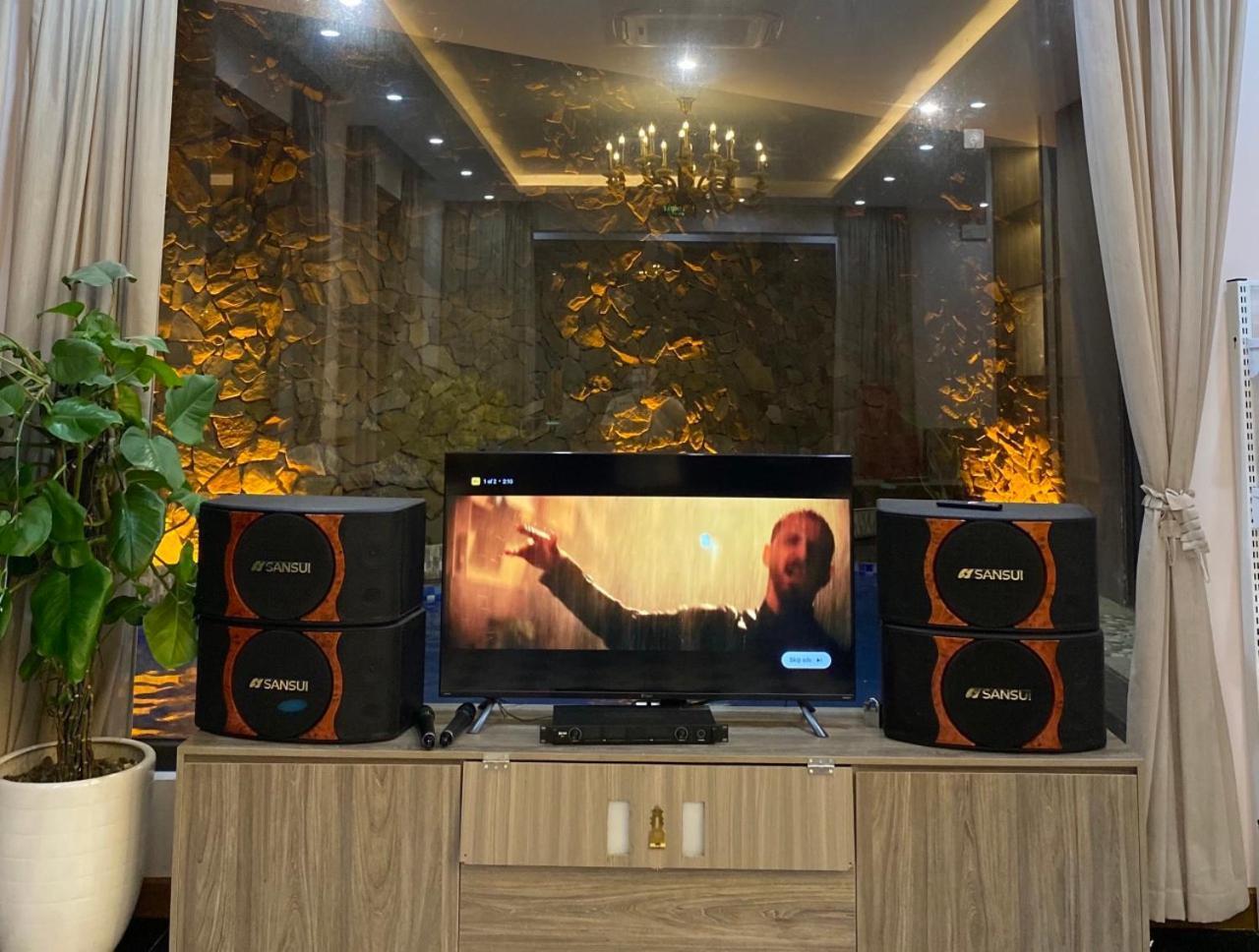8 Ngu Beverly Hill - Trung Tam Bai Chay