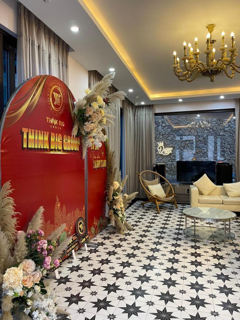 8 Ngu Beverly Hill - Trung Tam Bai Chay Ha Long