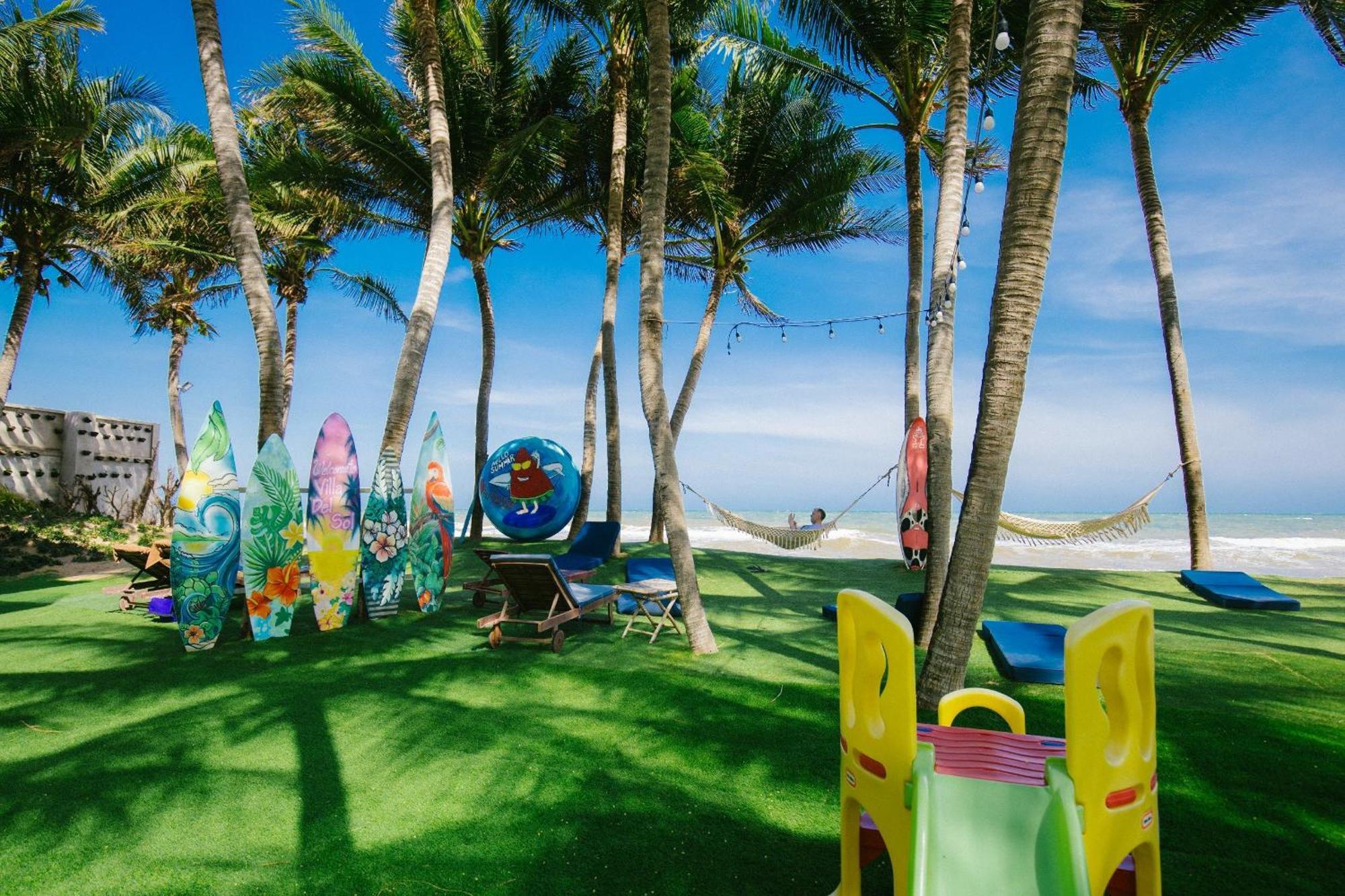 Del Sol & Resort 4*