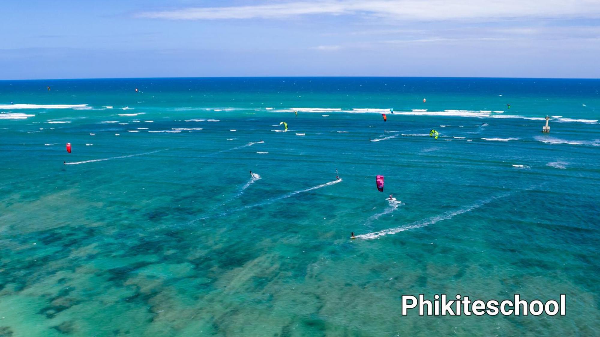 Hotel Phi Kite School 3*
