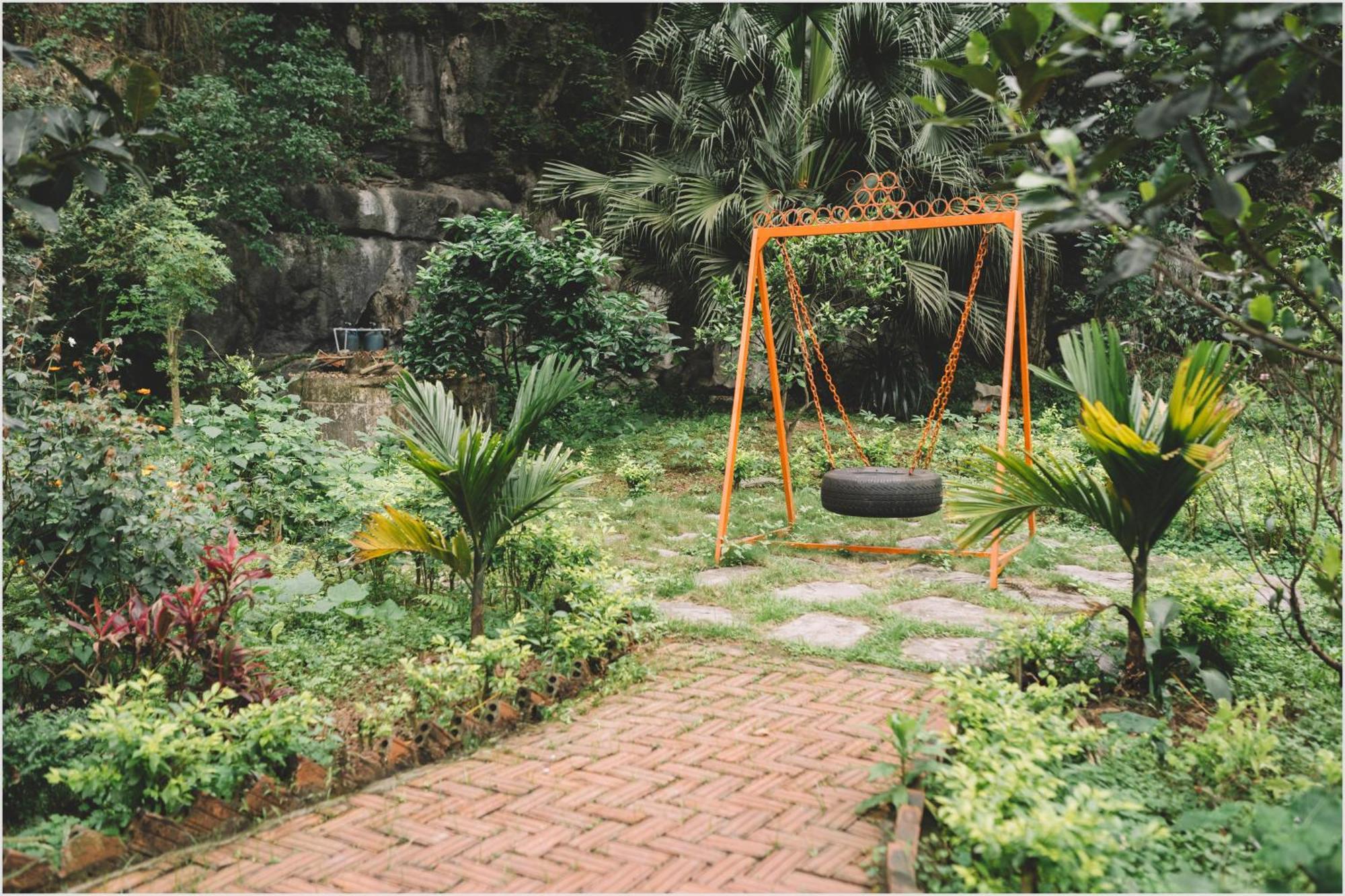 Trang An Mountain House