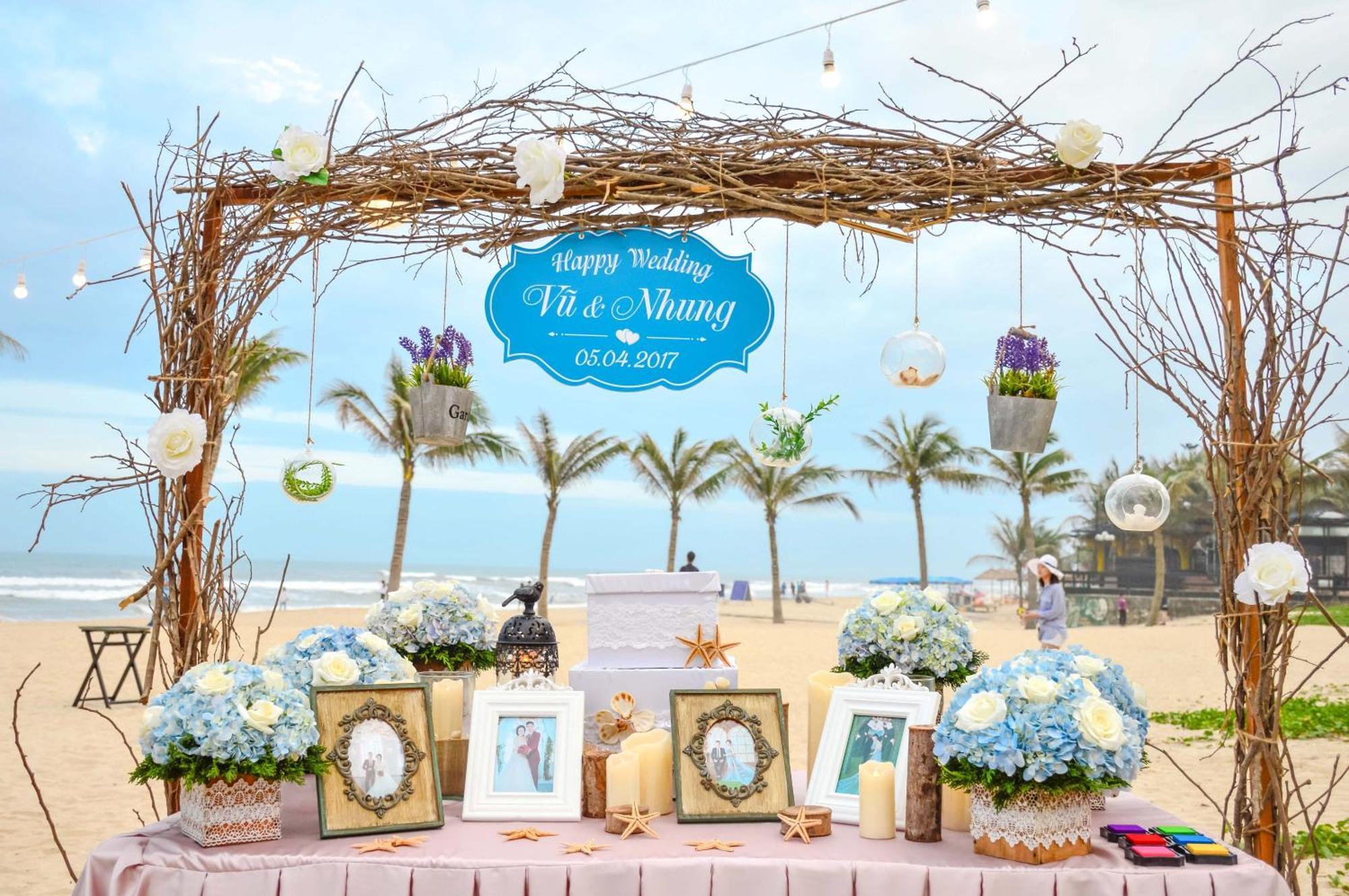 Holiday Beach Hotel Danang Hotel Da Nang