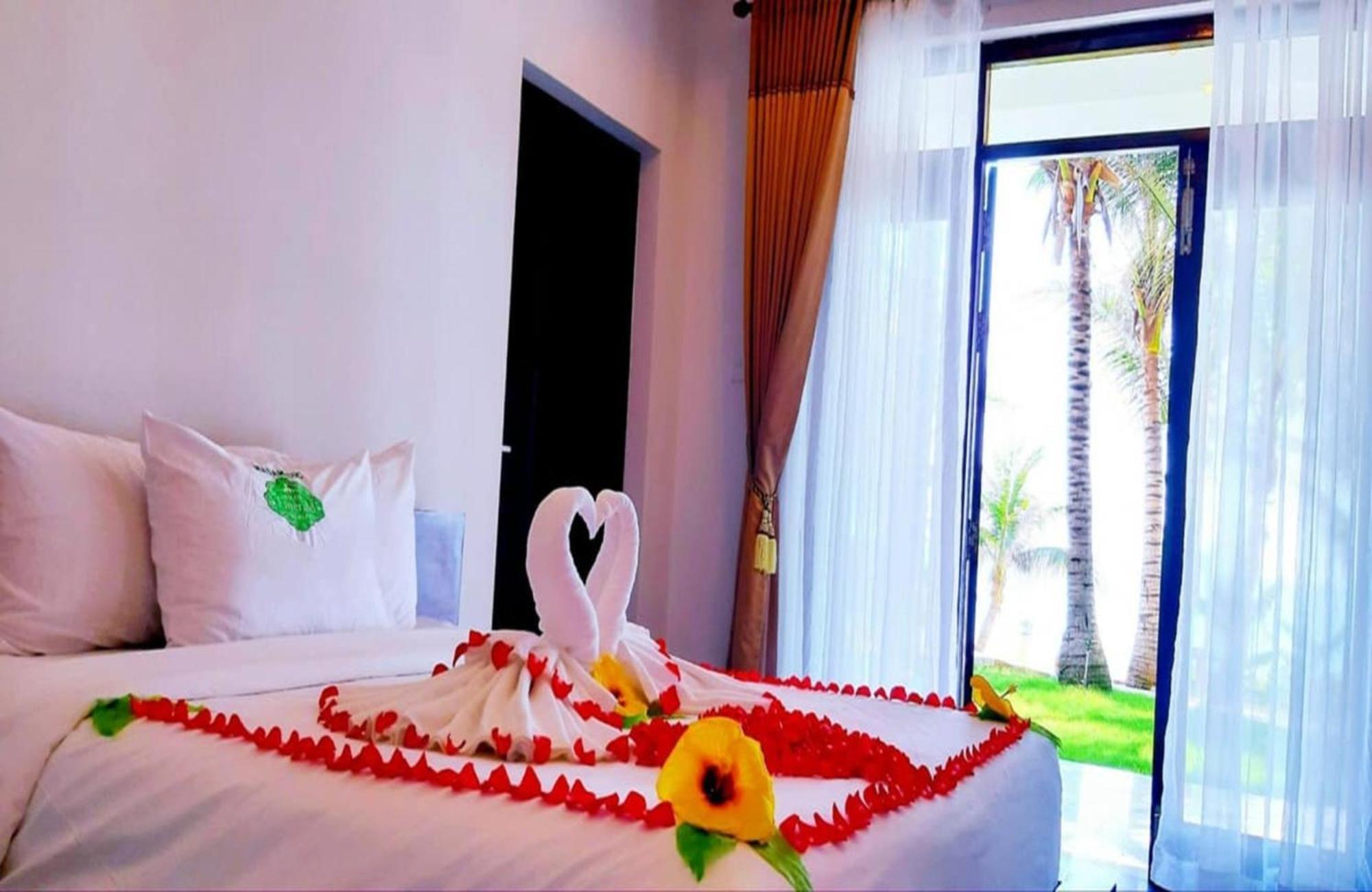 Saigon Emerald Resort