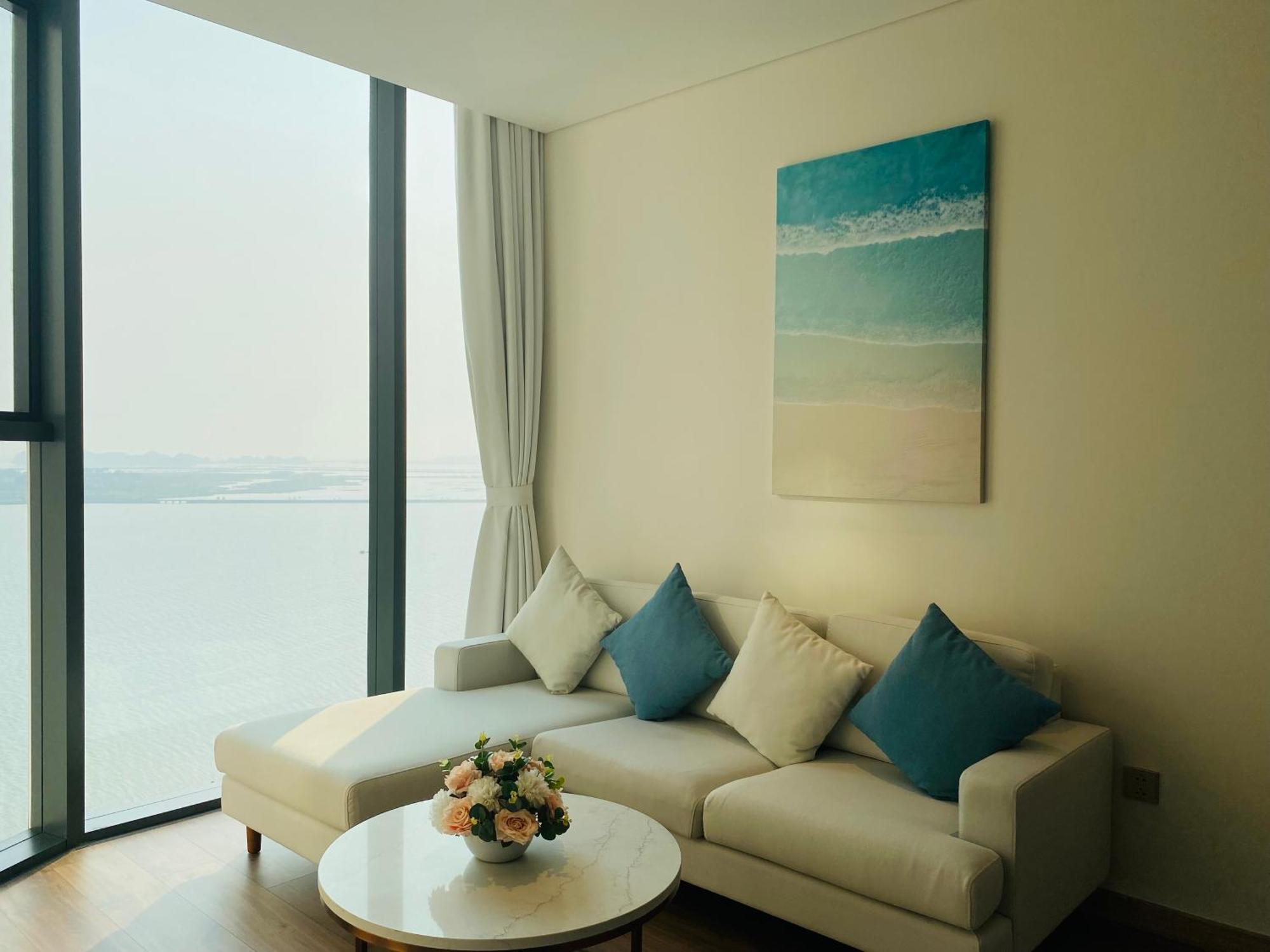 Apartment Bayside Bliss By A La Carte Ocean View Ha Long
