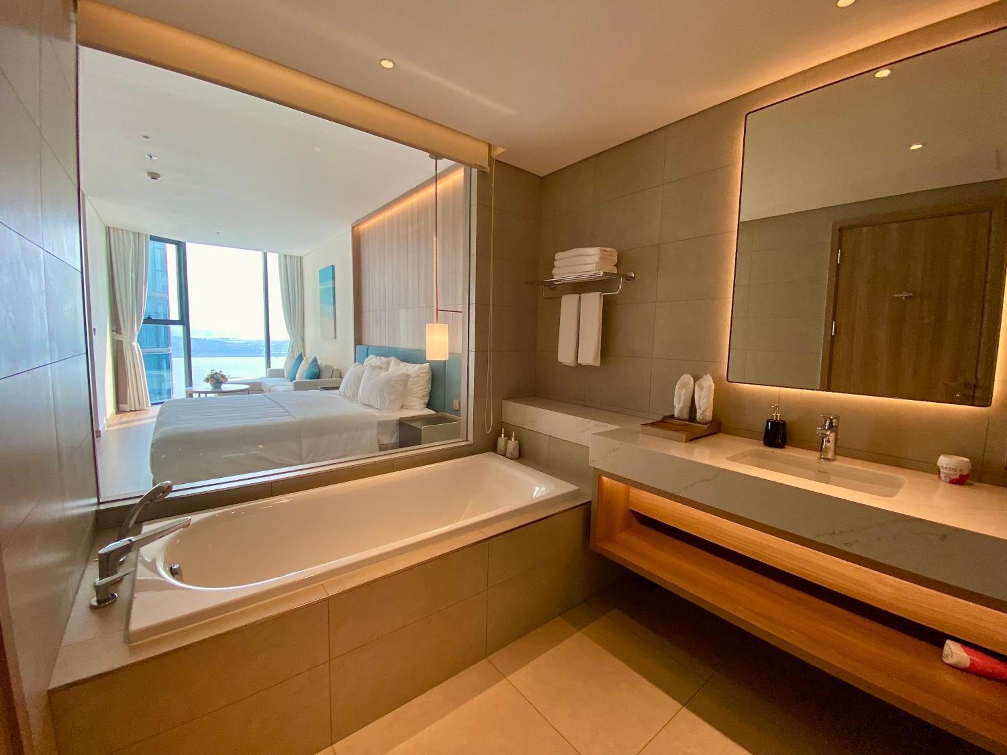 Bayside Bliss By A La Carte Ocean View Apartment *
