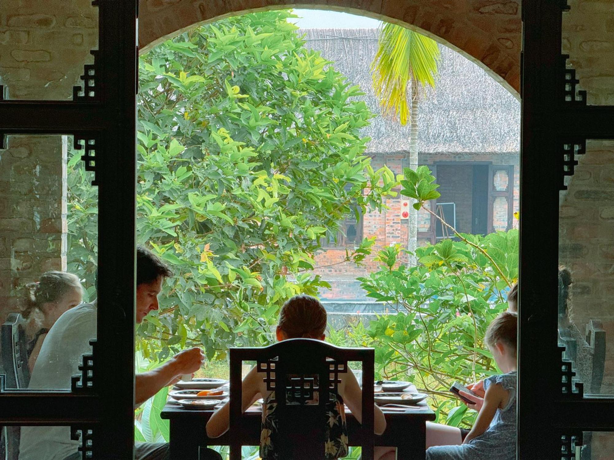 Hue Ecolodge Khu nghỉ mát 4*