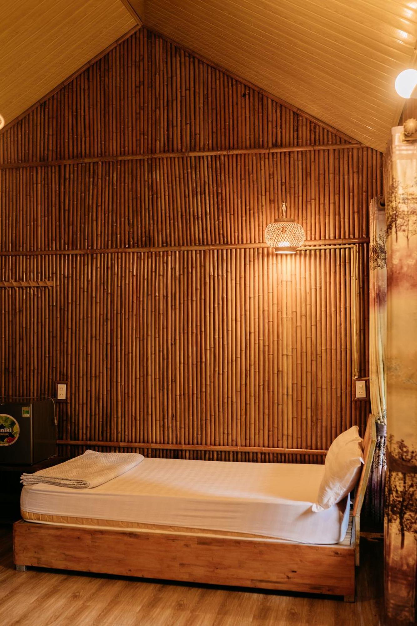 Trang An Mountain House *