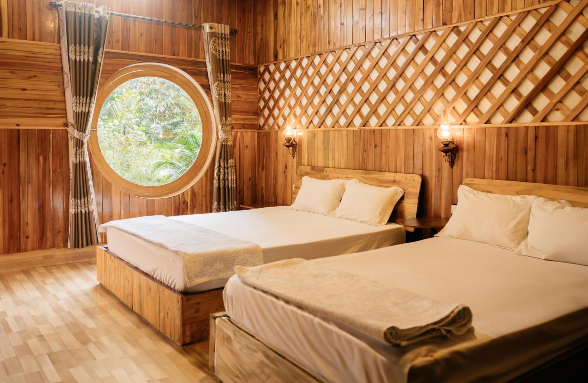 Trang An Mountain House Homestay