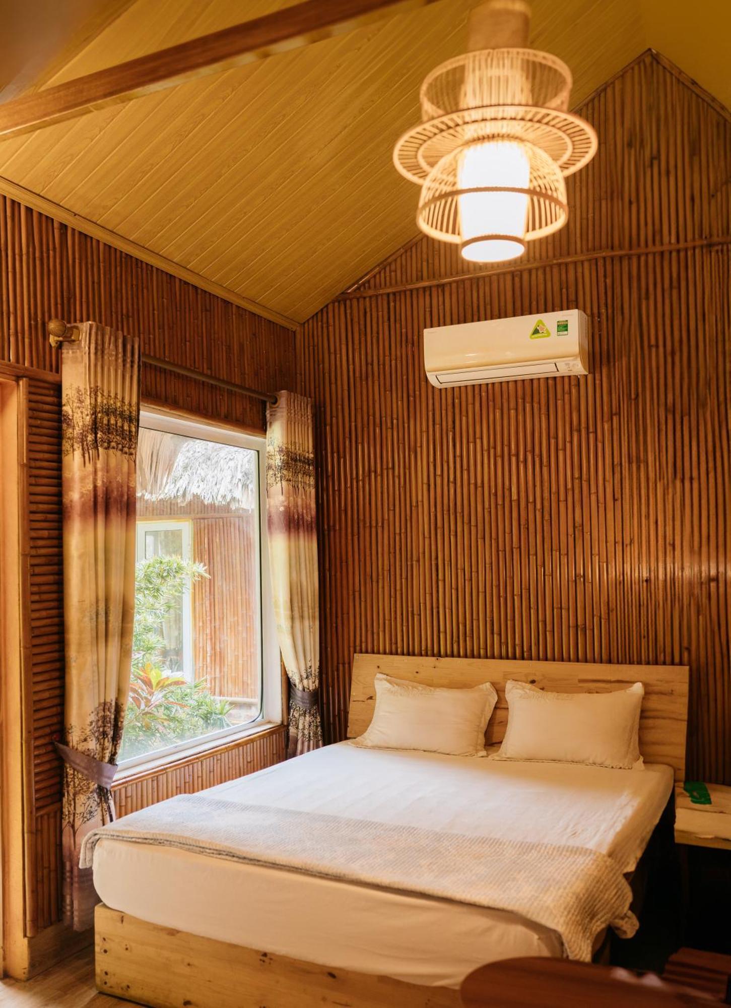Trang An Mountain House Homestay