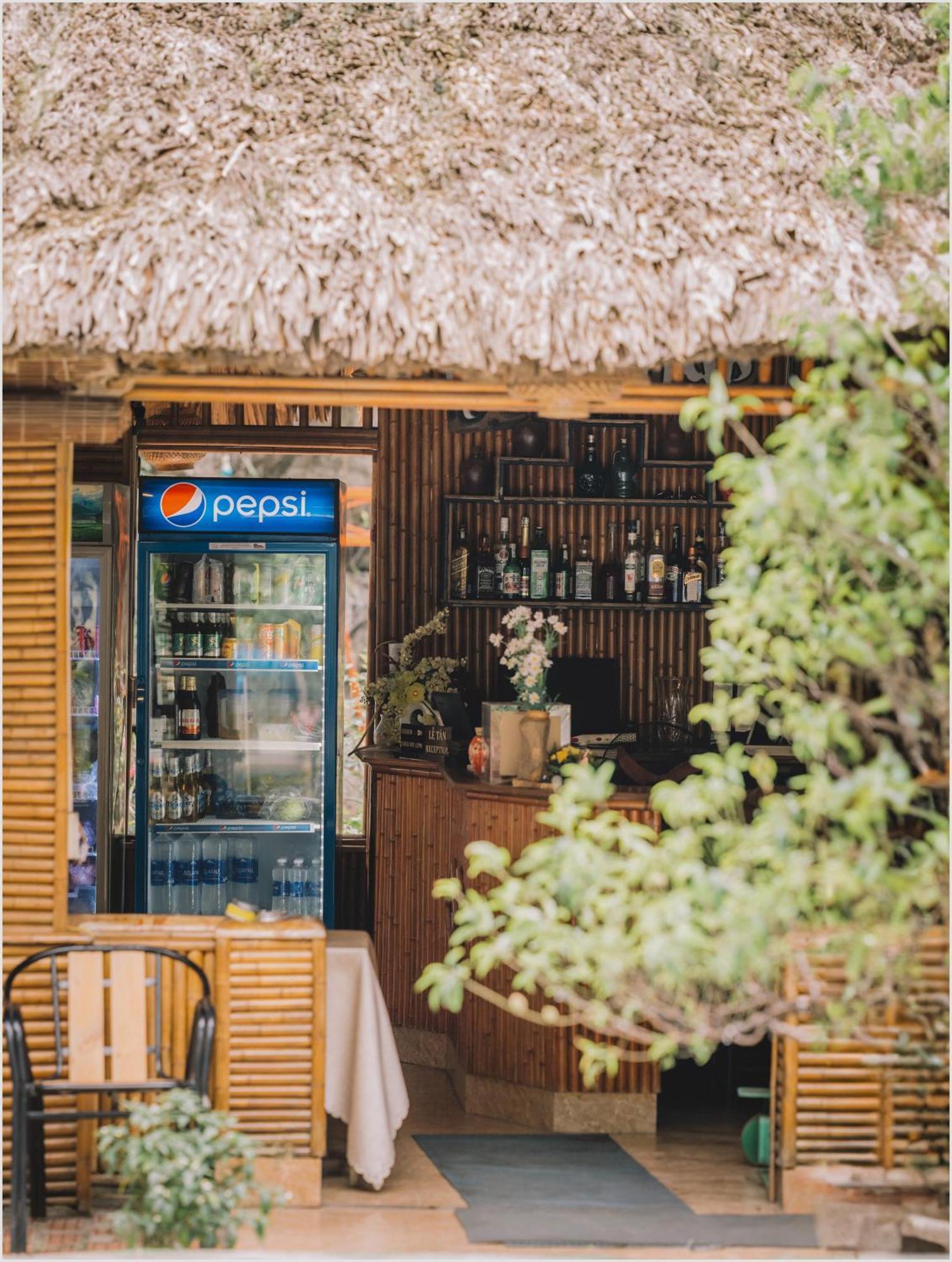 Trang An Mountain House