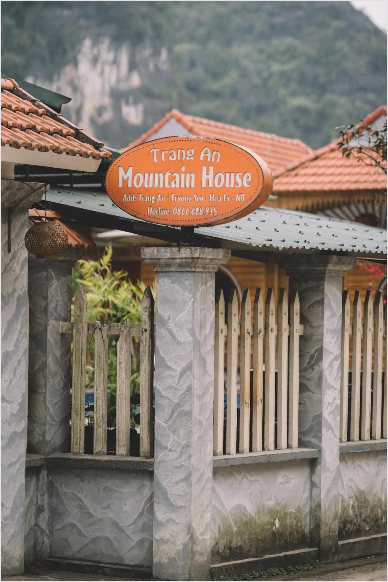 Trang An Mountain House *