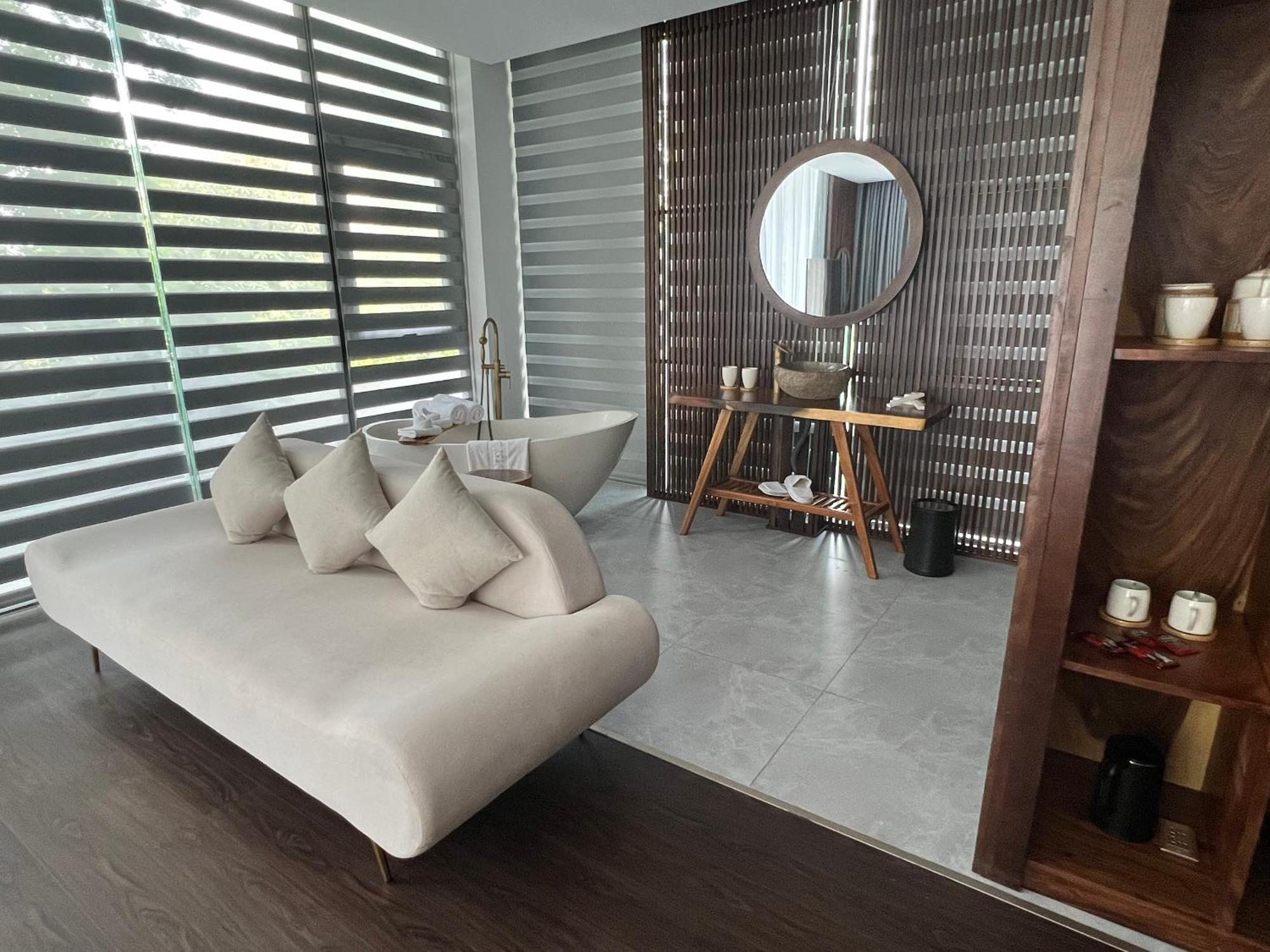 Resort Minawa Kenhga & 5*