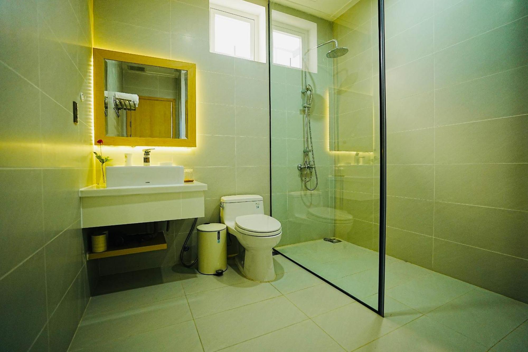 Kiwuki Luxury Hotel