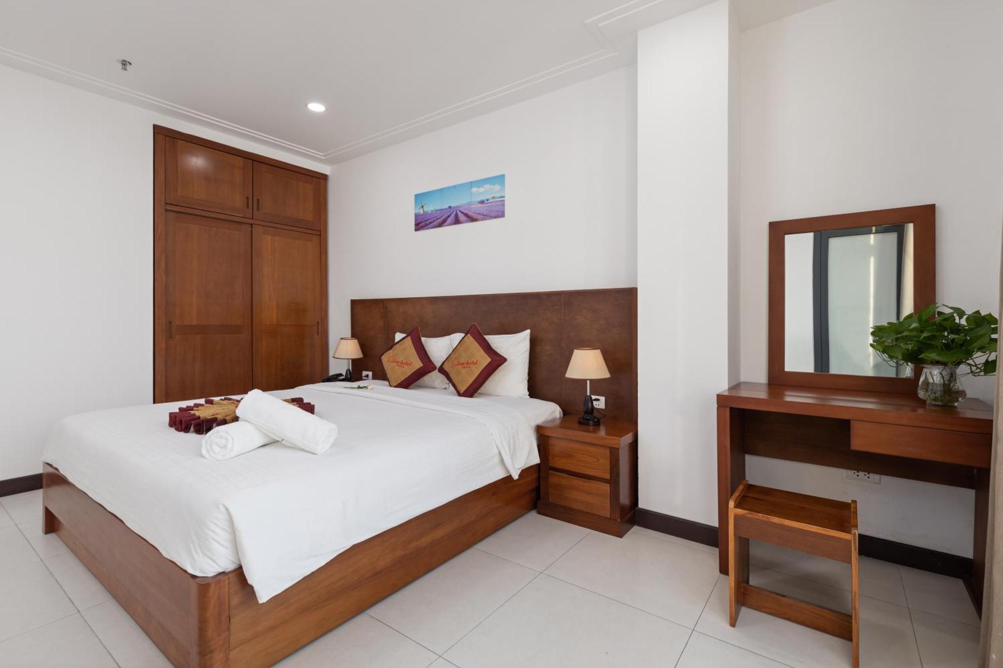 Hotel Star And