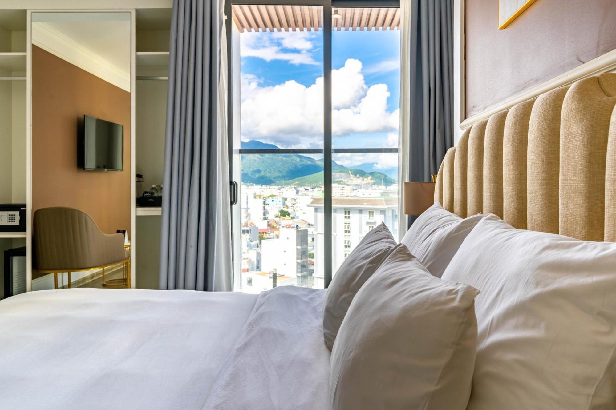Hotel La Vague 4*