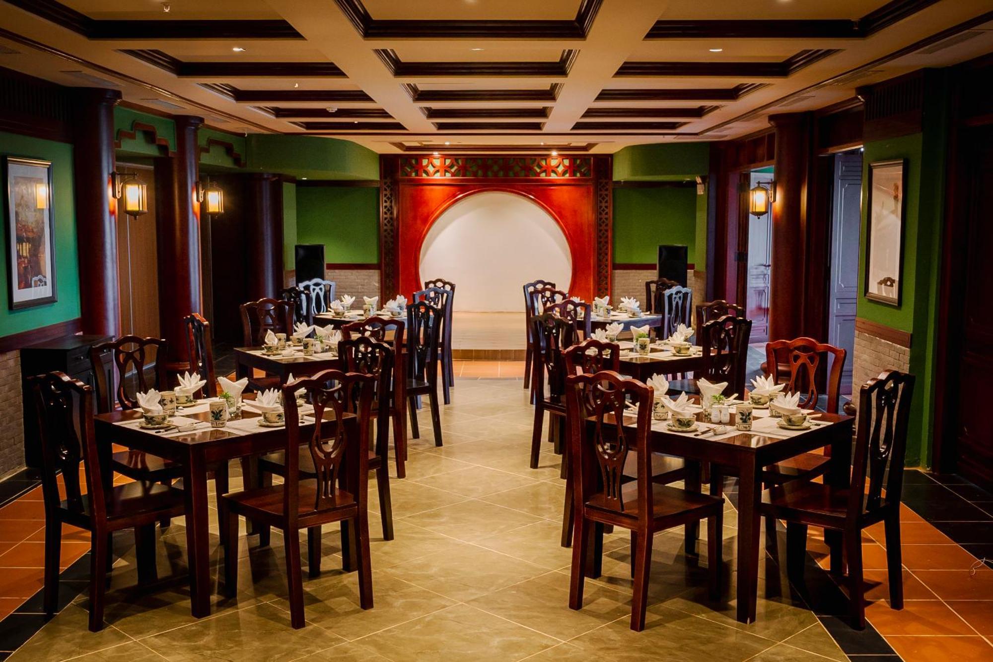Hotel La Vela Hue