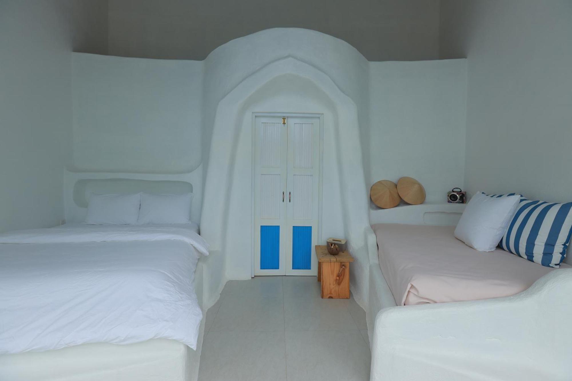 Isea By The Sea Khách sạn