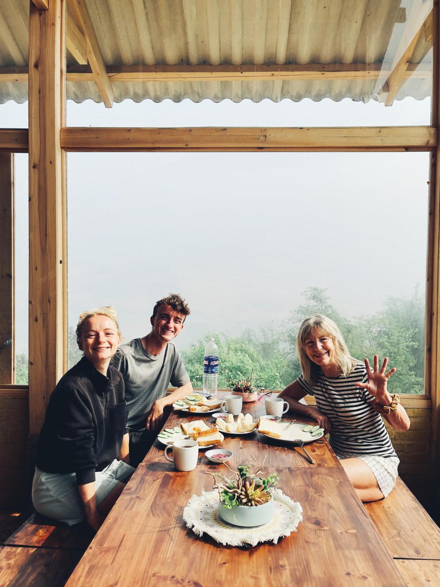 Ap Retreat - Ta Van's Heel Bed & Breakfast *