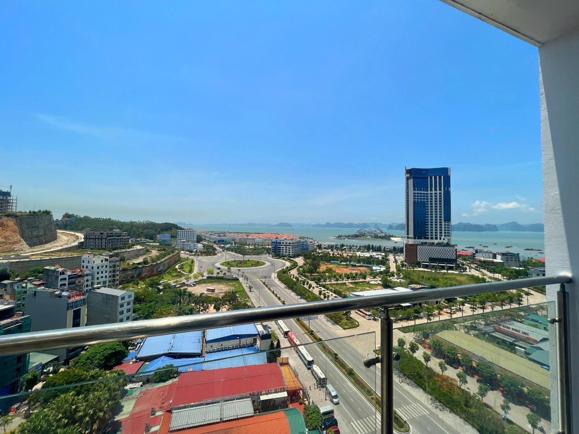 Luxury Halong Apartment
