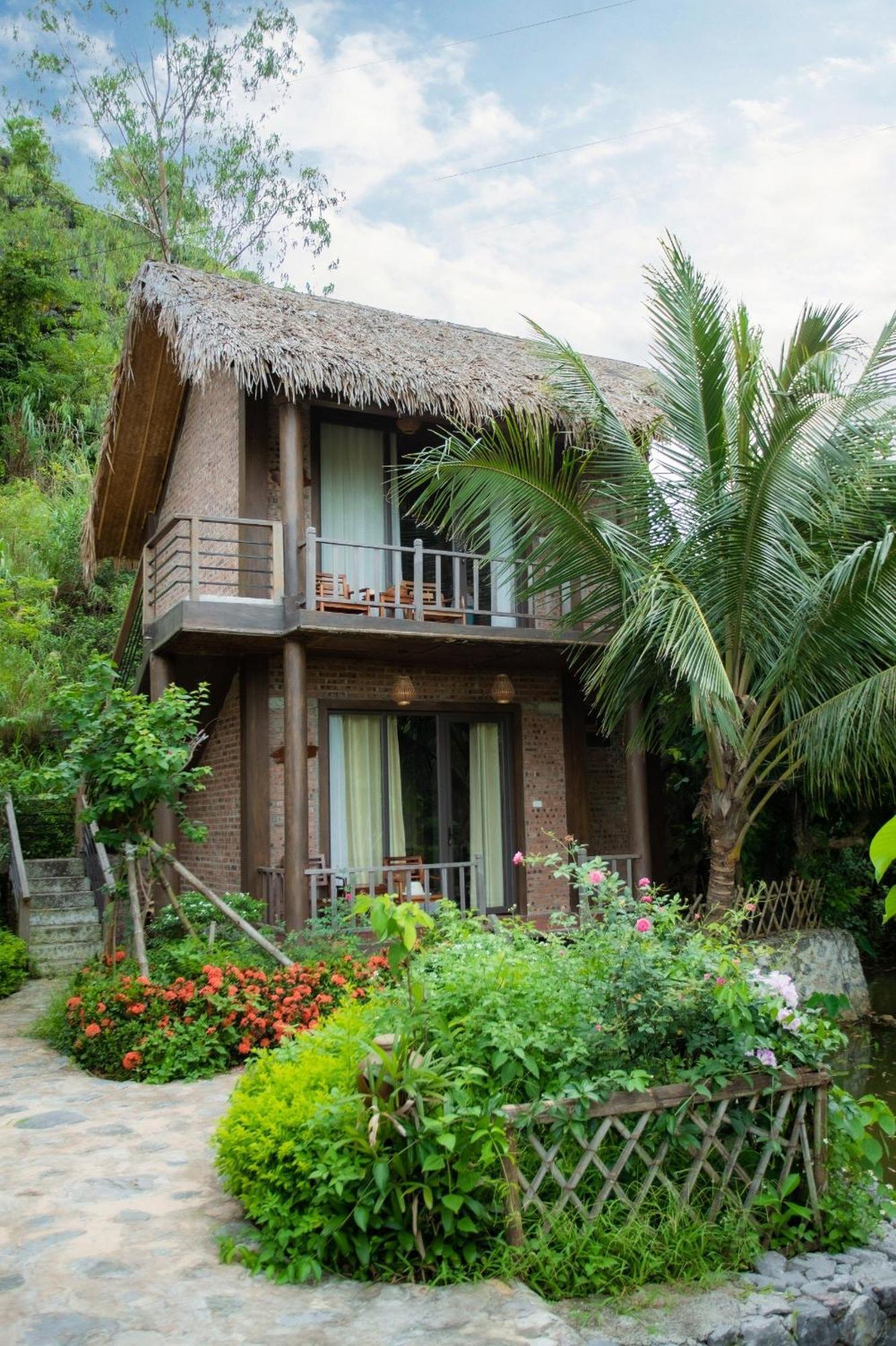 Mường Village Khu cắm trại Ninh Bình