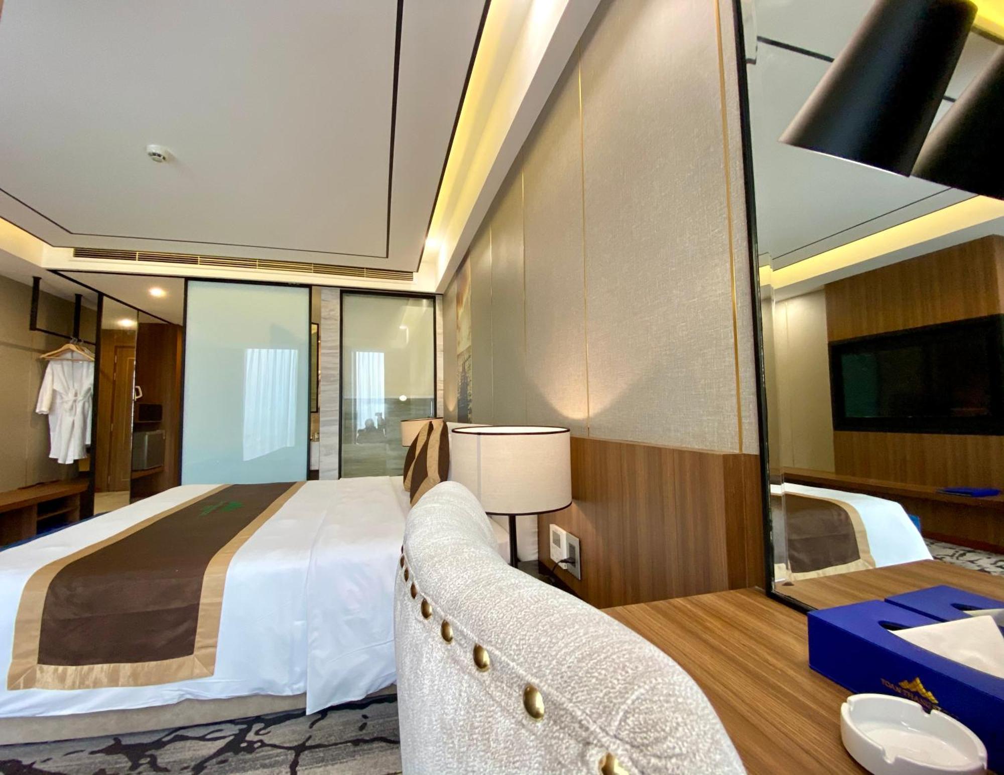 Hotel Khach San Toan Thang Stone 4*