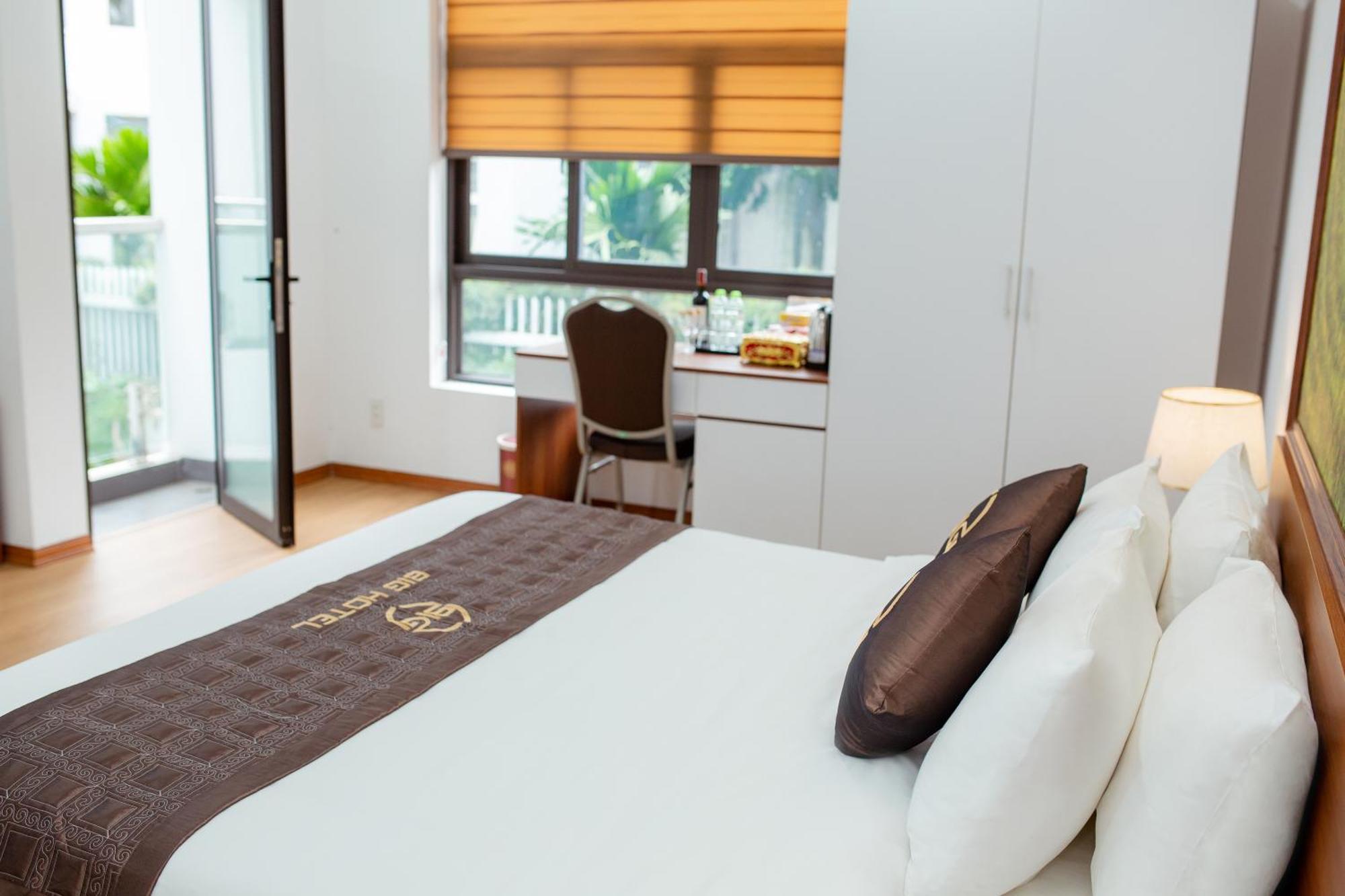 Khách sạn hẻo lánh Big