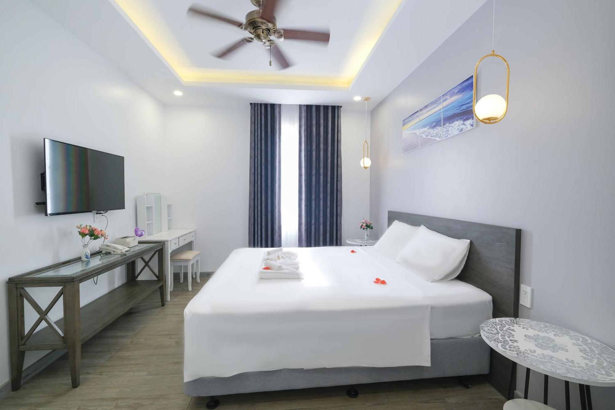 Bella Hotel