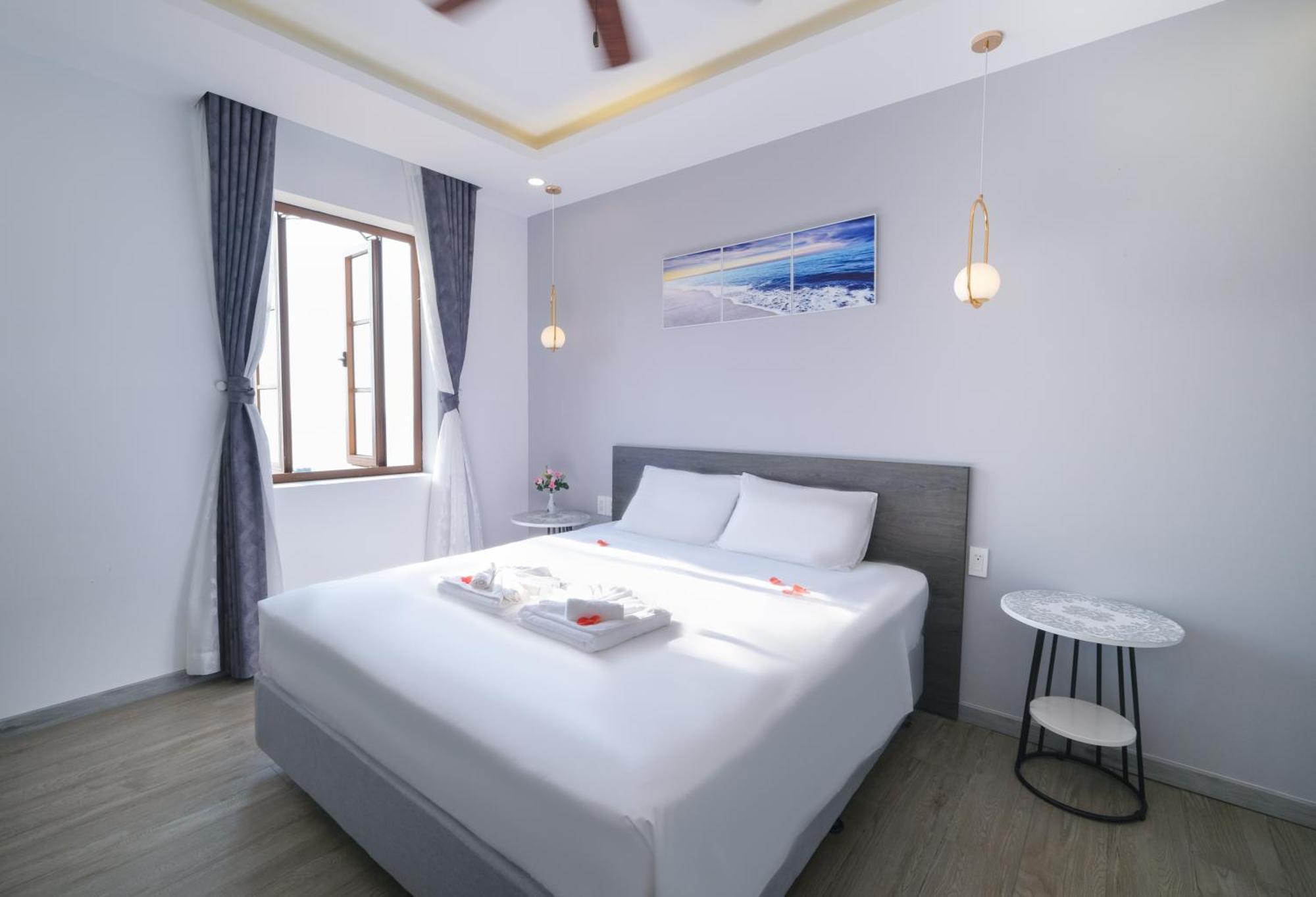 Bella Hotel