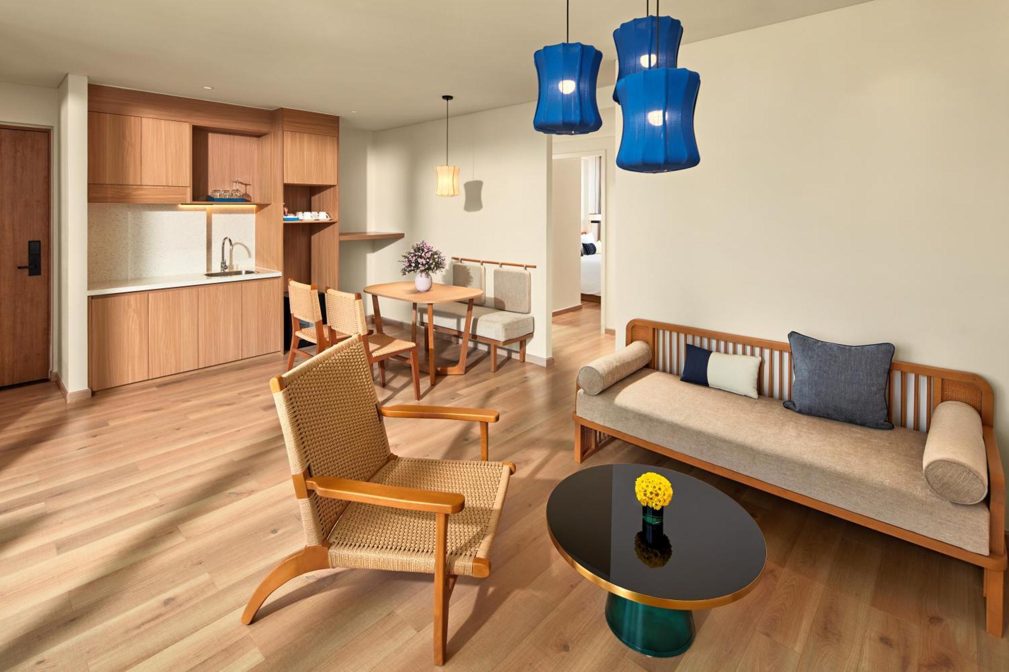Khu nghỉ mát Wyndham Royal Beachfront &