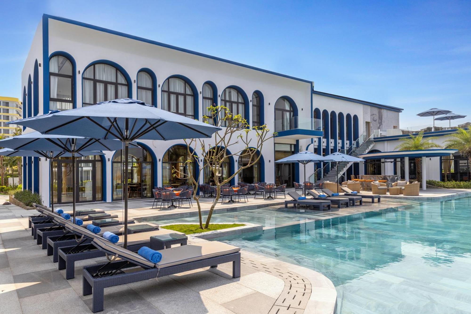 Khu nghỉ mát Wyndham Royal Beachfront & 5*