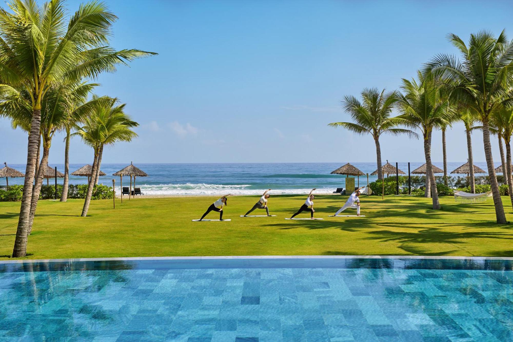 Khu nghỉ mát Wyndham Royal Beachfront & Hội An