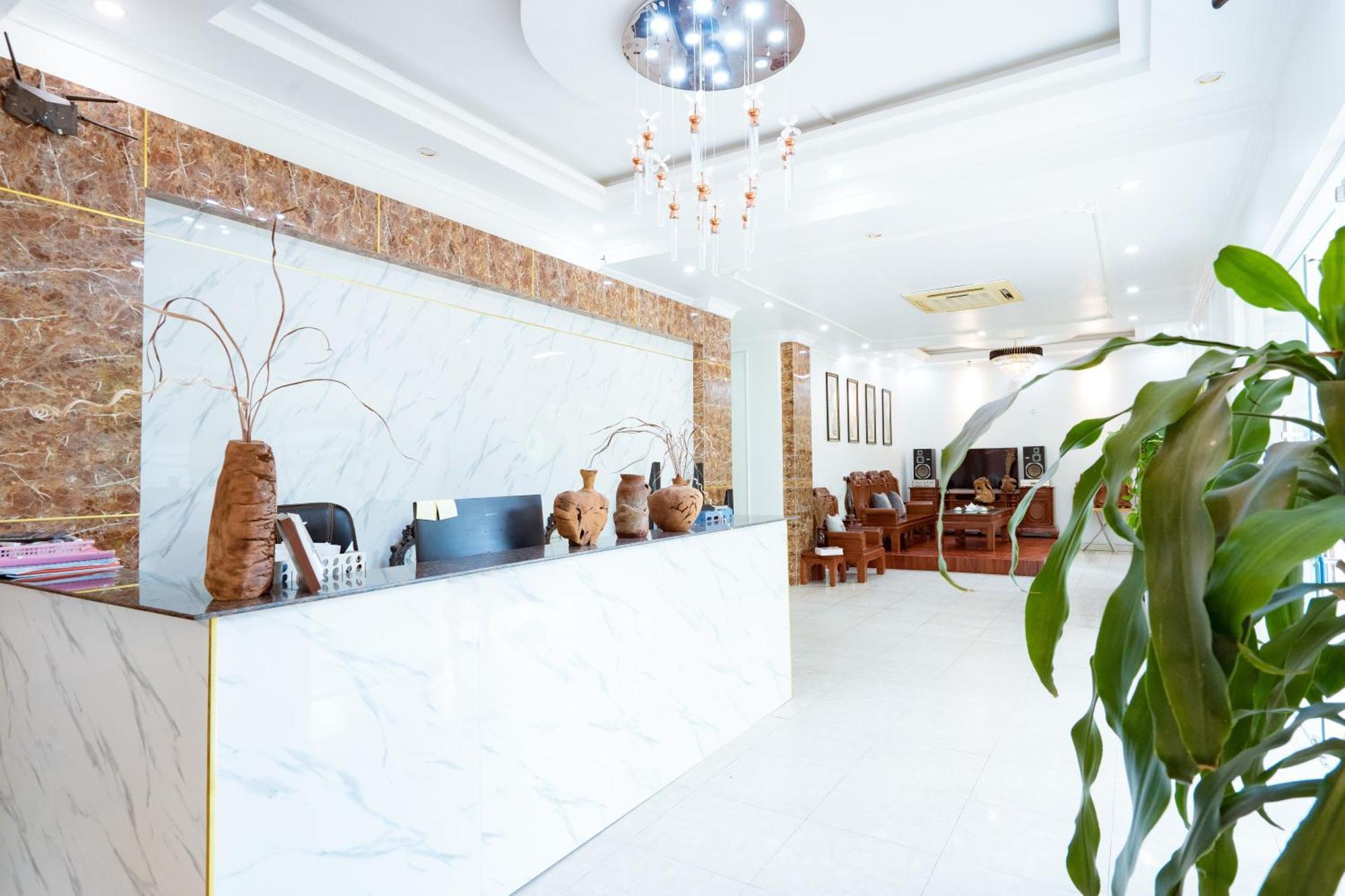 Khach San Htc Tuan Chau Hotel