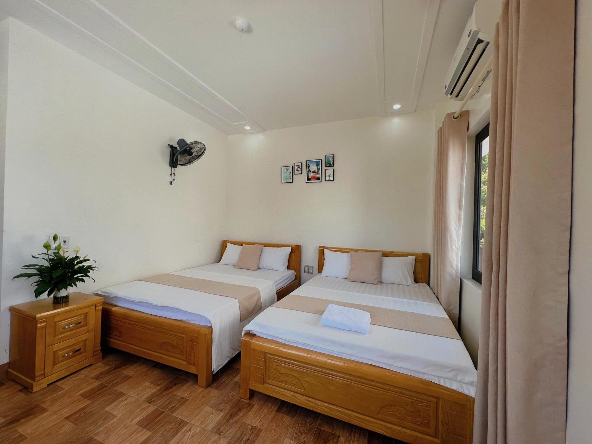 Golden Land Hotel