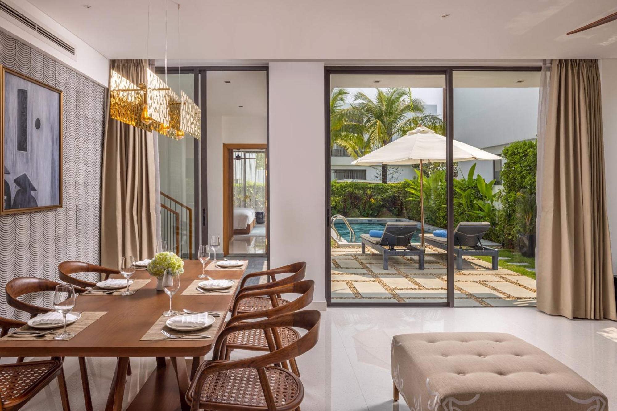 Hoi An Royal Beachfront * Dien Ban