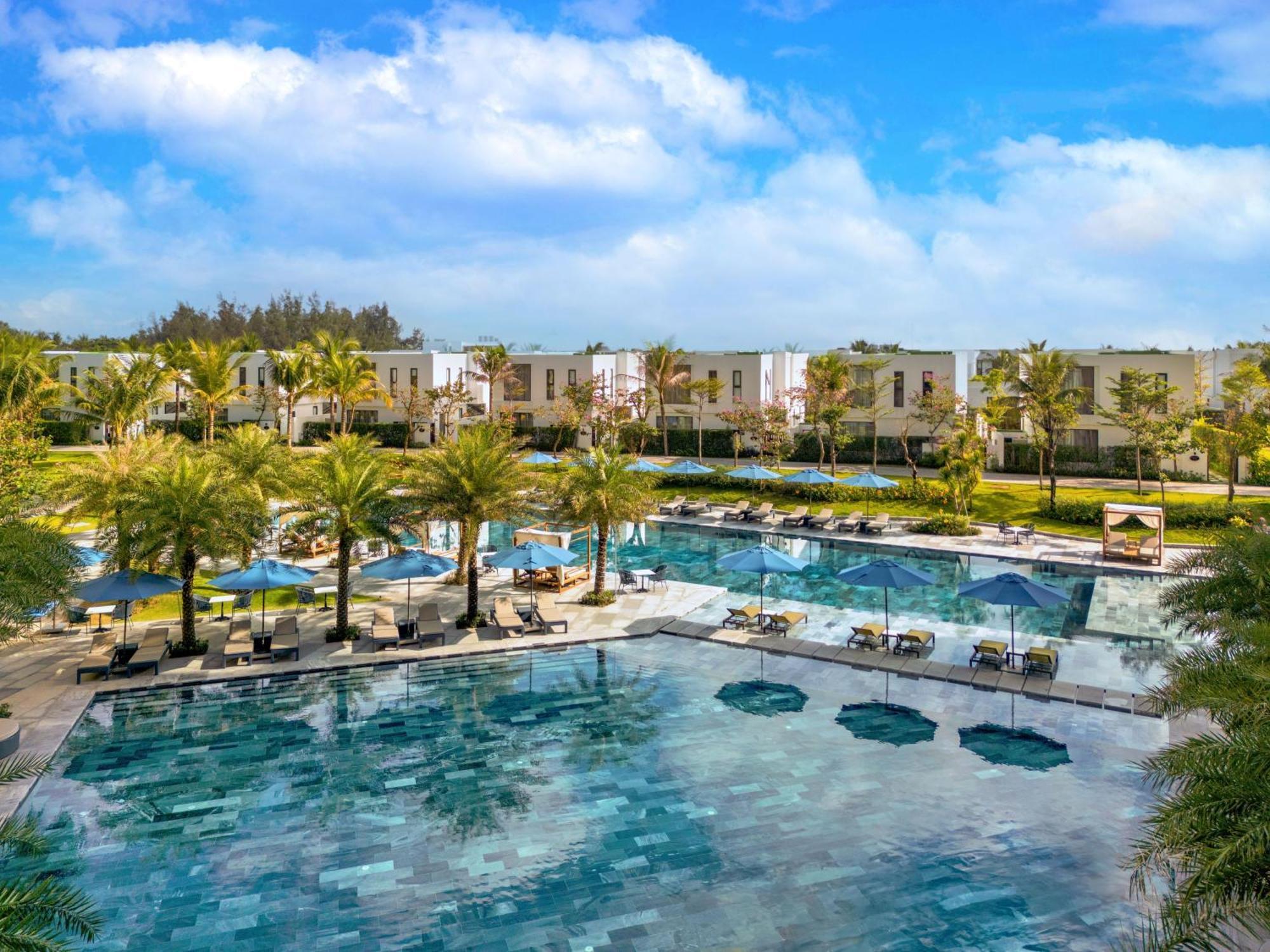 Hoi An Royal Beachfront * Dien Ban