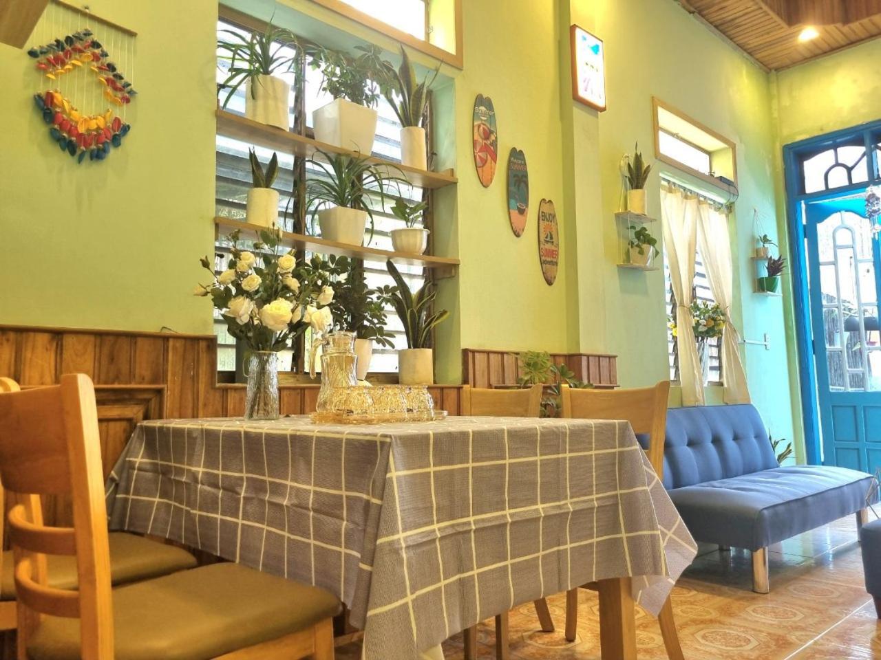 Blue Sea House Quang Binh - Ho 2 Phong Ngu, Phong Khach Va Phong Bep *