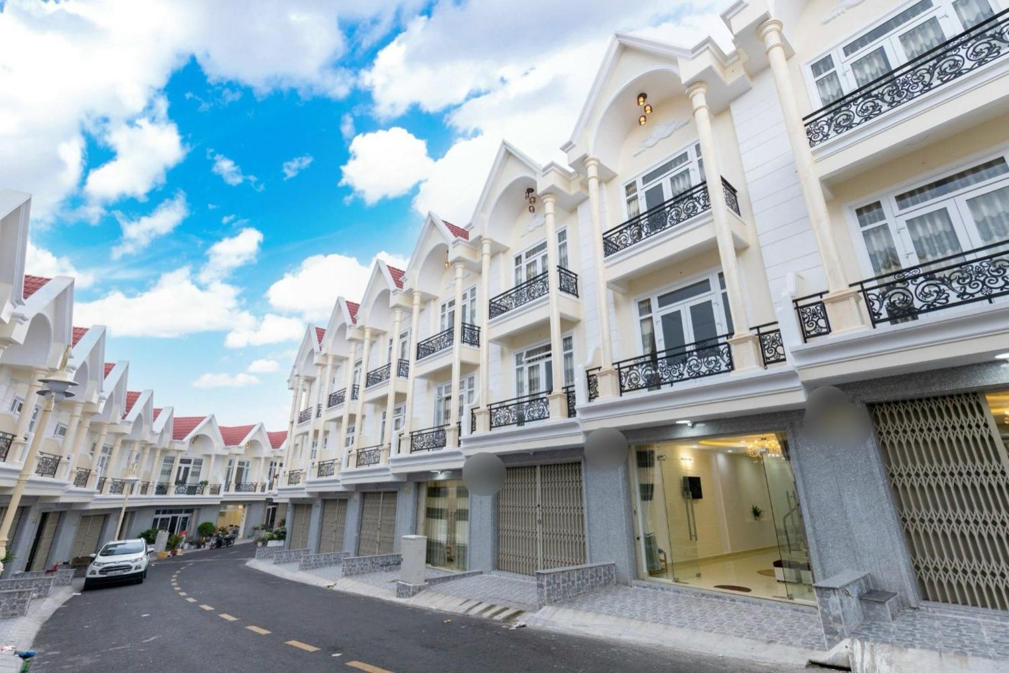 Gdh - Gan Cho Dem, Gan Ho Xuan Huong, Gan Quang Truong Villa *