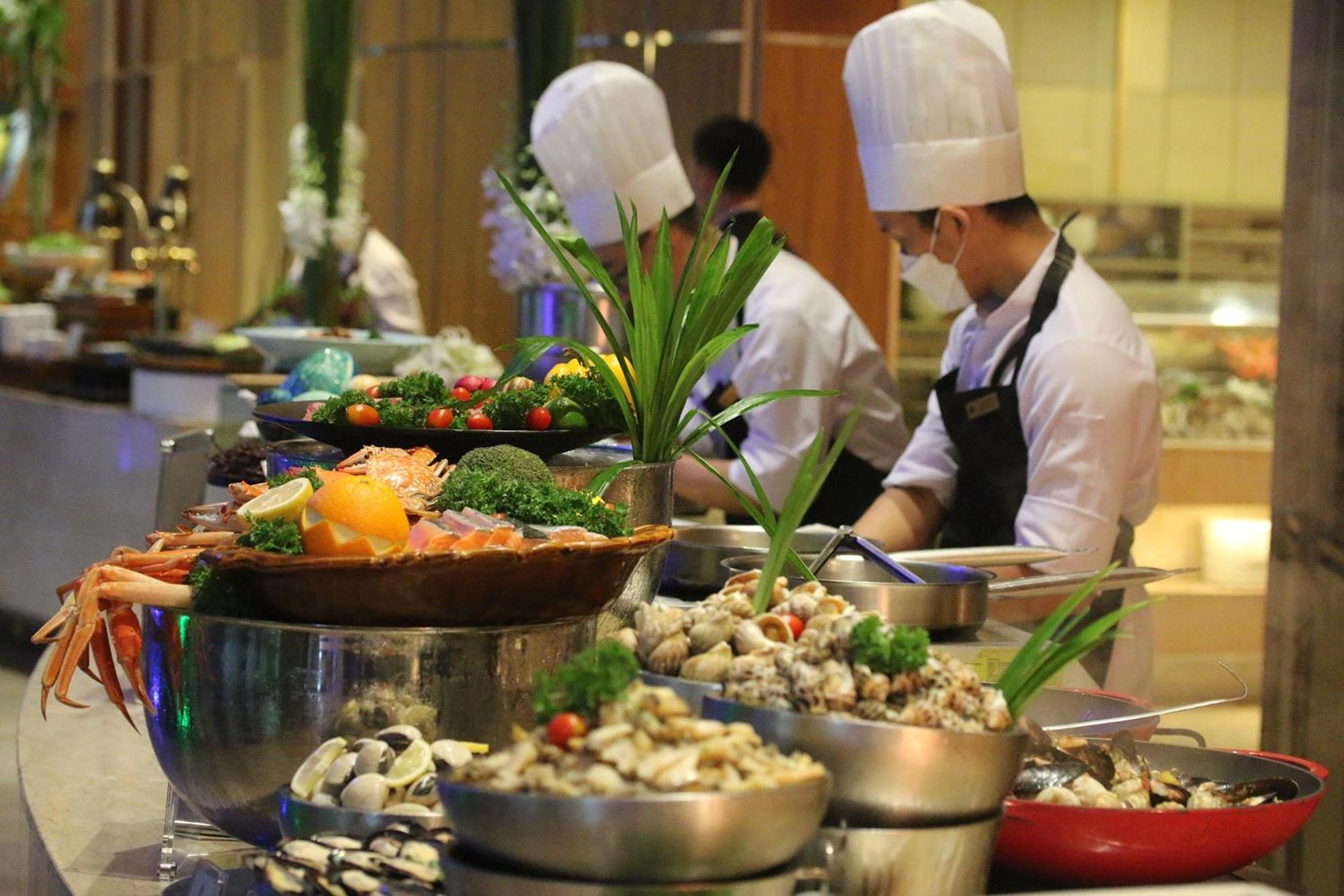 Nikko Saigon Khách sạn
