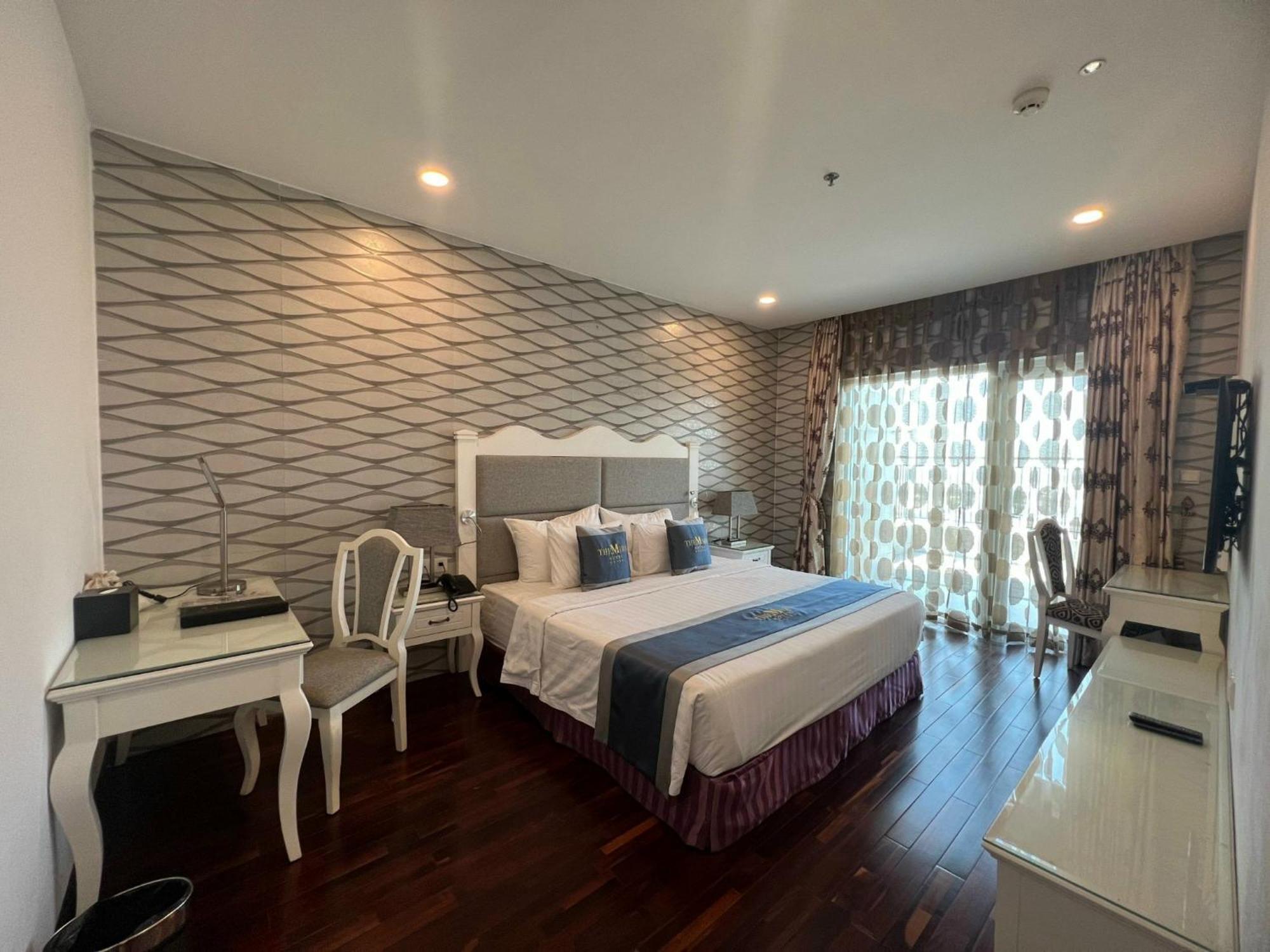 Hotel The Mira 5*