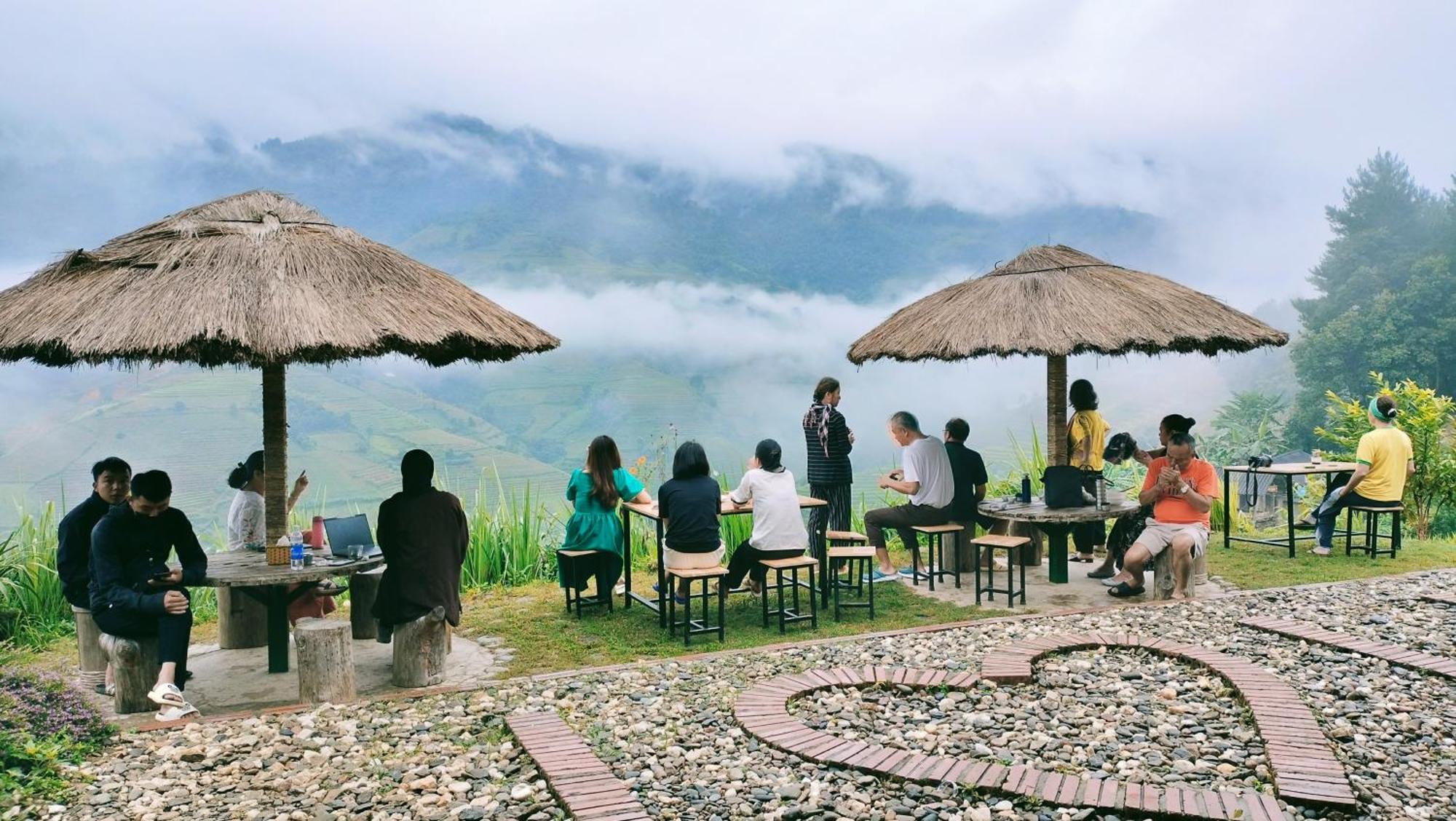 Big View Homestay, Tour & Vegetarian * Mu Cang Chai