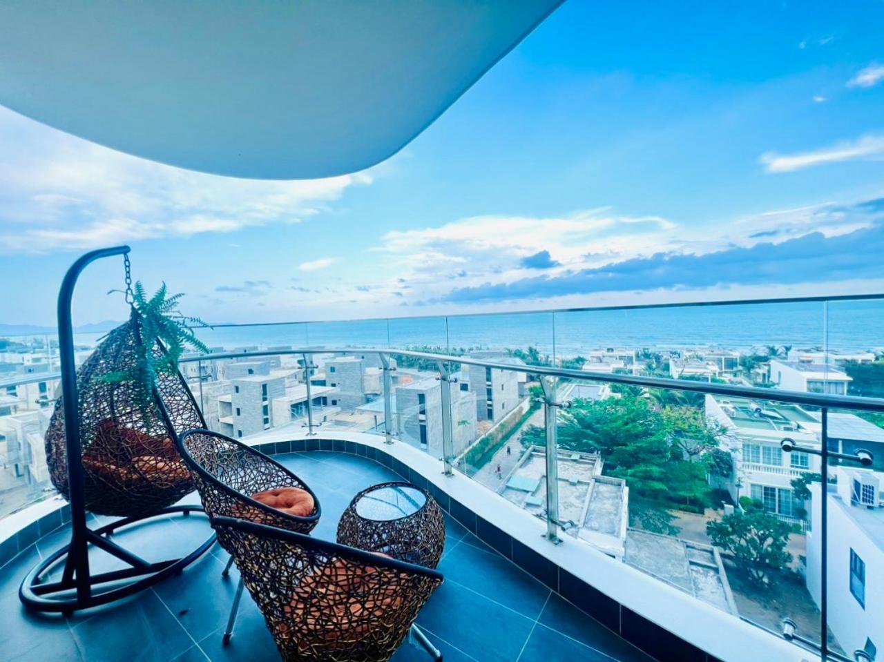 Căn hộ Aria - Có Hồ Bơi Sát Bãi Biển Riêng Miễn Phí *