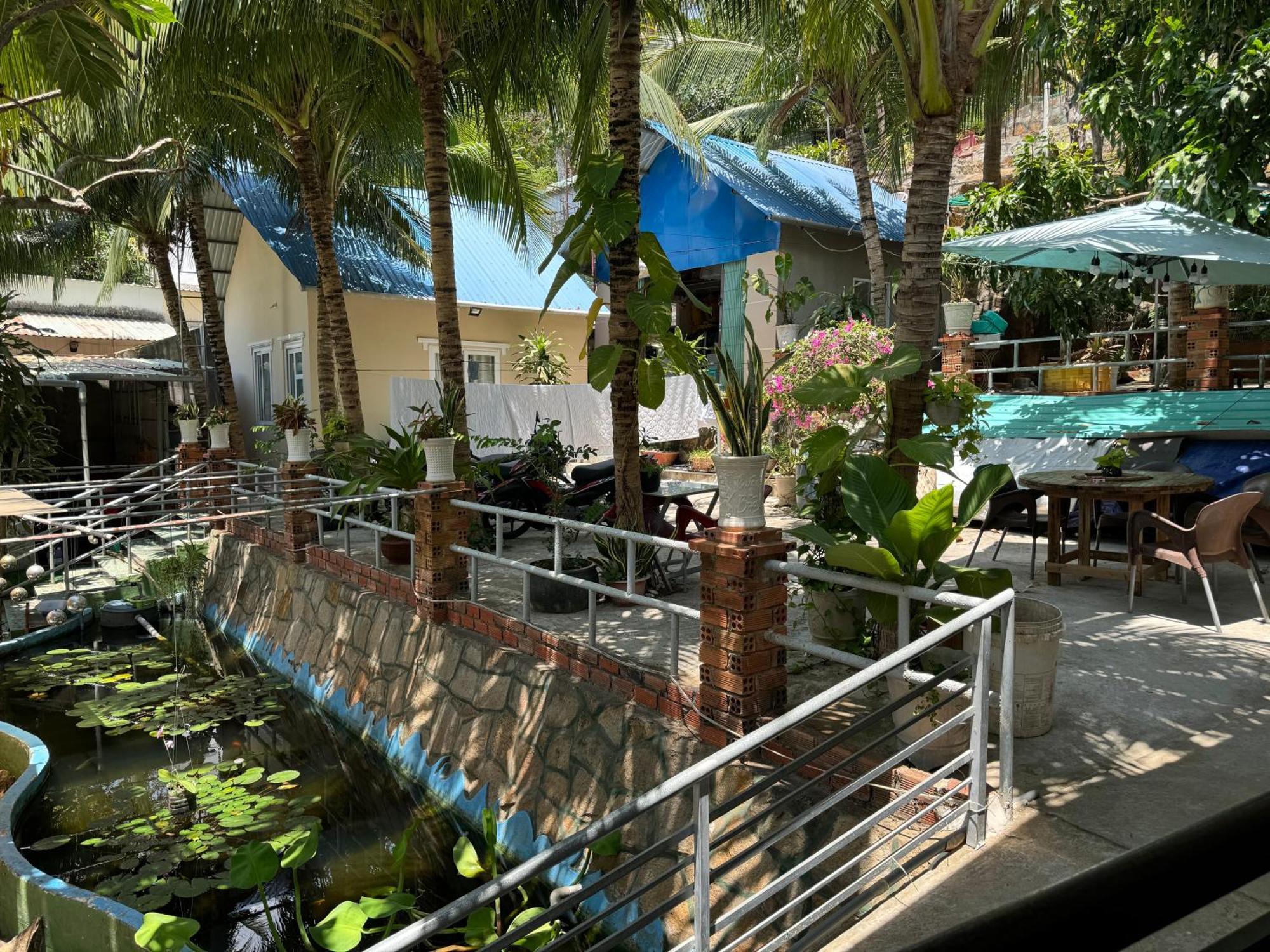 Nha Toi Lodge